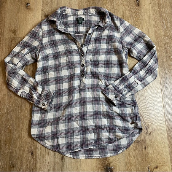 Roots Oversized Plaid Flannel Henley - Picture 9 of 16